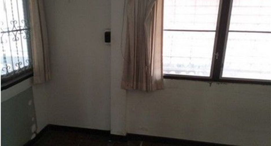 Casa adosada en venta de 1 habitaciones en Khlong San, Bangkok