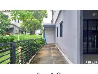 For sale 1 bed townhouse in Wang Thonglang, Bangkok