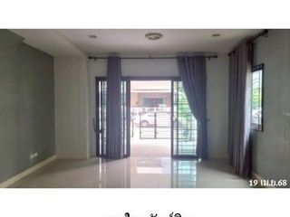 For sale 1 bed townhouse in Wang Thonglang, Bangkok