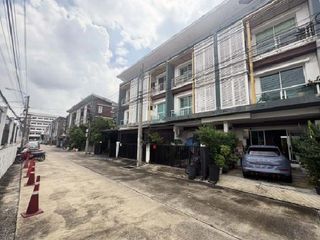 Casa adosada en venta de 1 habitaciones en Bang Bua Thong, Nonthaburi