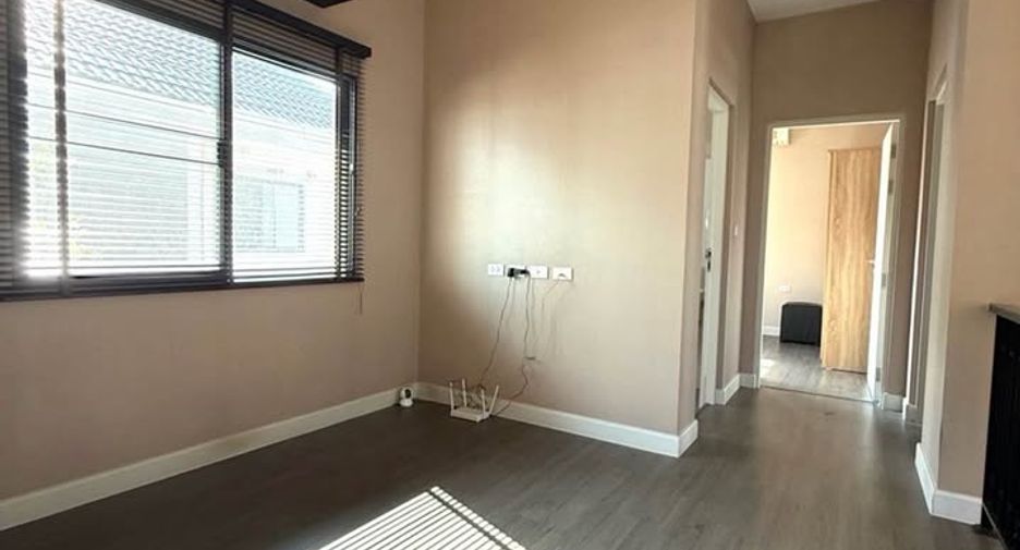 For rent 4 bedrooms house in Bang Phli, Samut Prakan