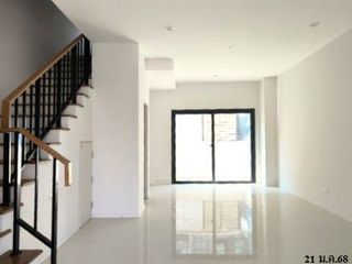 For sale 1 bed townhouse in Thung Khru, Bangkok