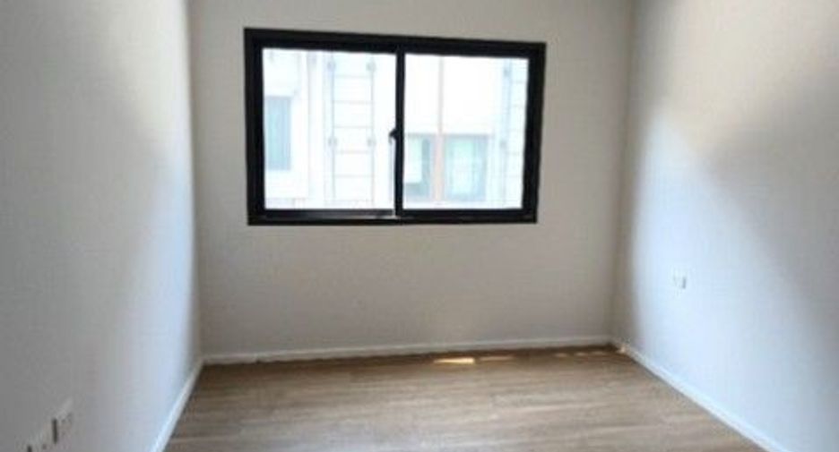 Casa adosada en venta de 1 habitaciones en Thung Khru, Bangkok