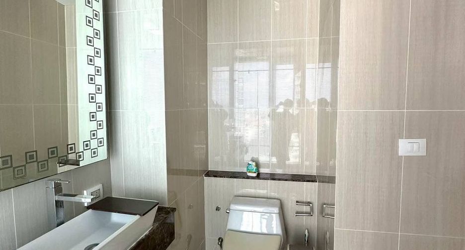 For rent 2 bedrooms condo in Bang Lamung, Chonburi