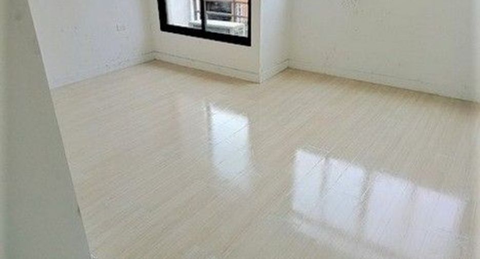 For sale 1 bed townhouse in Bang Khae, Bangkok
