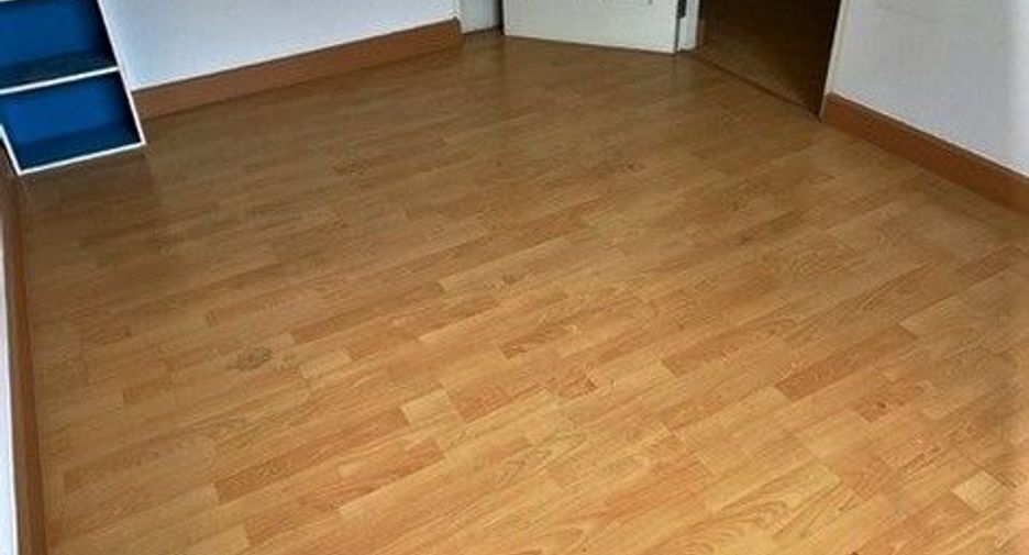 For sale 1 bed townhouse in Wang Thonglang, Bangkok