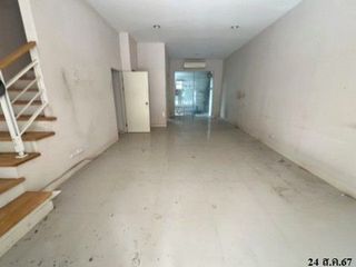 For sale 1 bed townhouse in Wang Thonglang, Bangkok