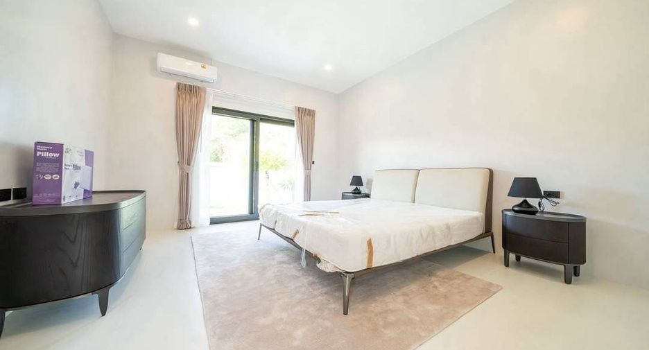 For rent 5 ベッドルーム villa in Sattahip, Chonburi