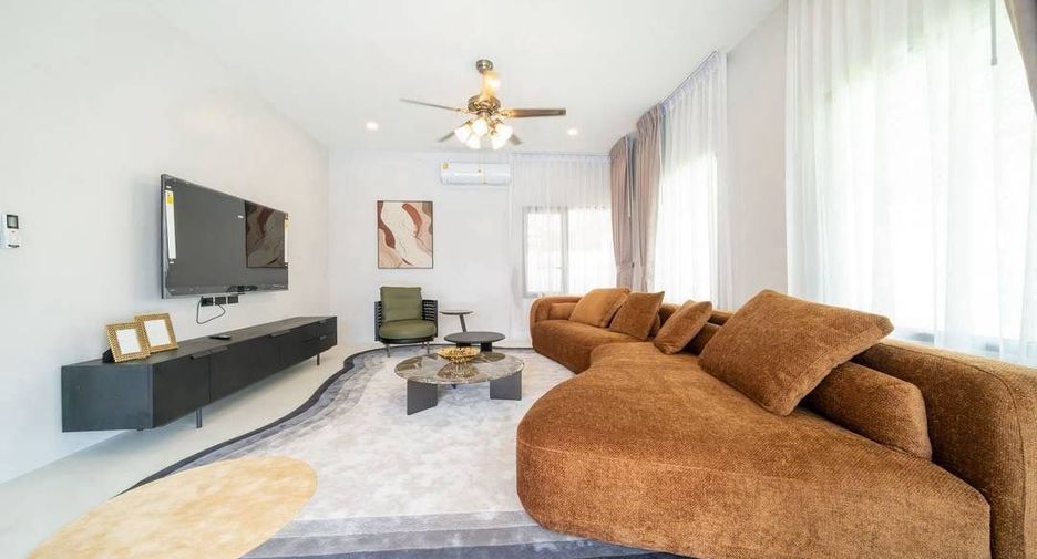 For rent 5 ベッドルーム villa in Sattahip, Chonburi