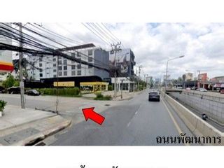 À vendre 1 chambre maison de ville à Suan Luang, Bangkok