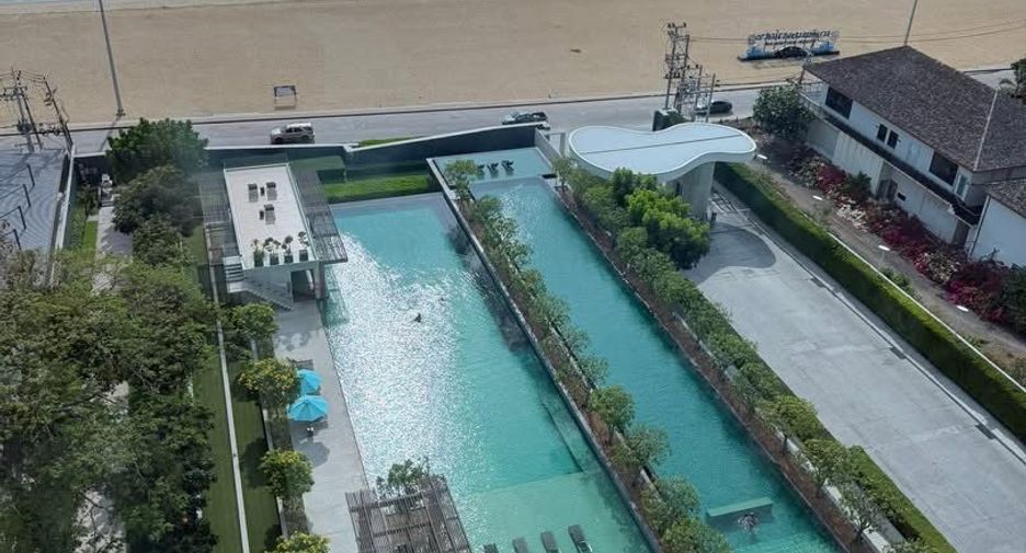 For rent 4 bedrooms condo in Bang Lamung, Chonburi