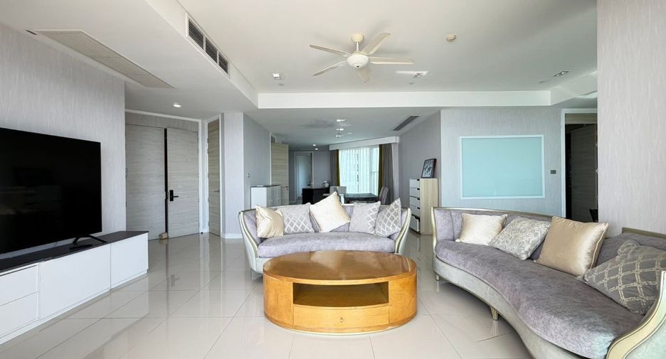 For rent 4 bedrooms condo in Bang Lamung, Chonburi