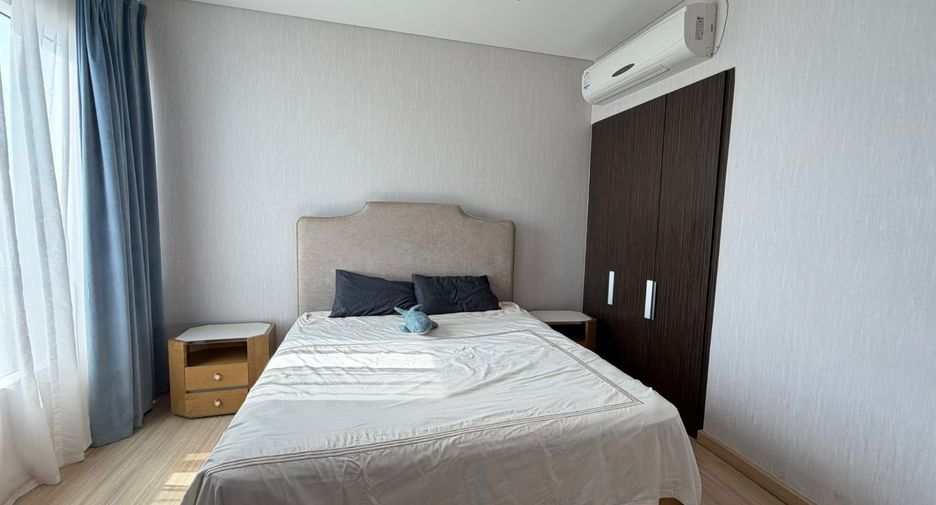 For rent 4 bedrooms condo in Bang Lamung, Chonburi