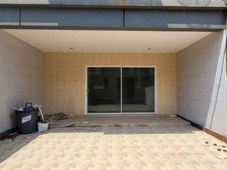 Casa adosada en venta de 1 habitaciones en Bang Bua Thong, Nonthaburi