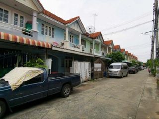 Casa adosada en venta de 1 habitaciones en Bang Bua Thong, Nonthaburi