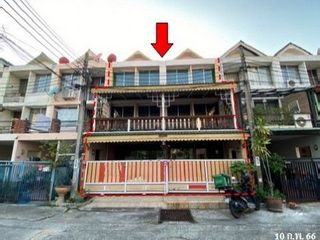 For sale 1 bed townhouse in Wang Thonglang, Bangkok