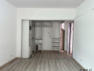For sale 1 Beds townhouse in Saphan Sung, Bangkok