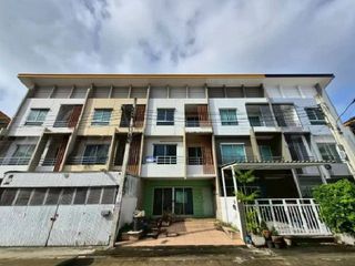 Casa adosada en venta de 1 habitaciones en Bang Bua Thong, Nonthaburi