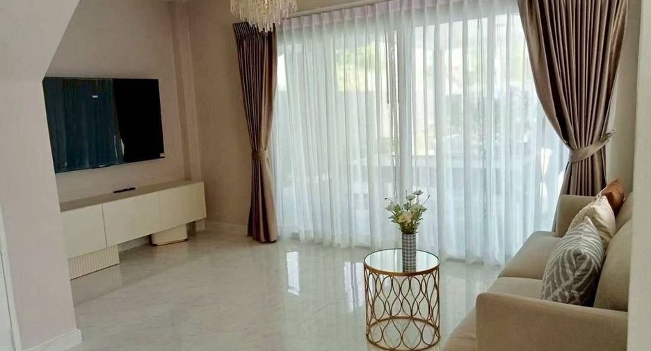 For rent 5 ベッドルーム villa in Bang Lamung, Chonburi