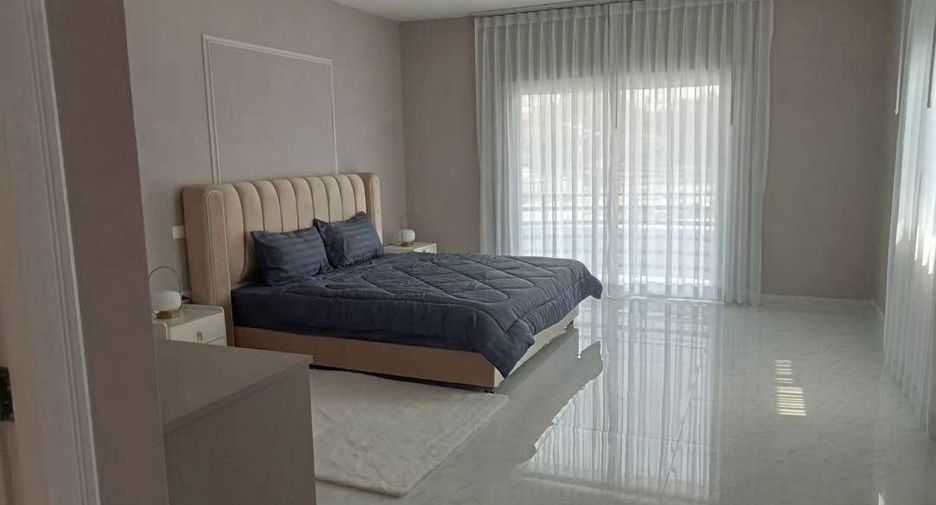 For rent 5 ベッドルーム villa in Bang Lamung, Chonburi