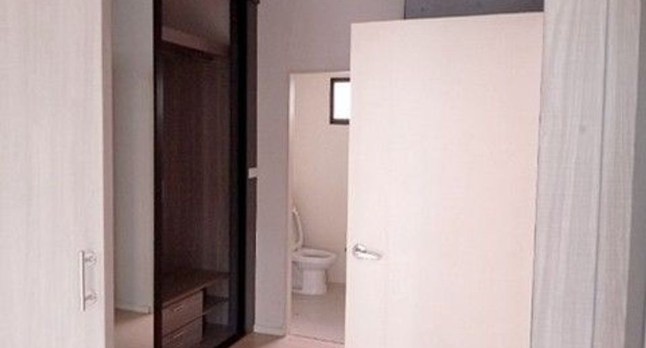 Reihenhaus zum Kauf mit 1 Zimmer in Chom Thong, Bangkok