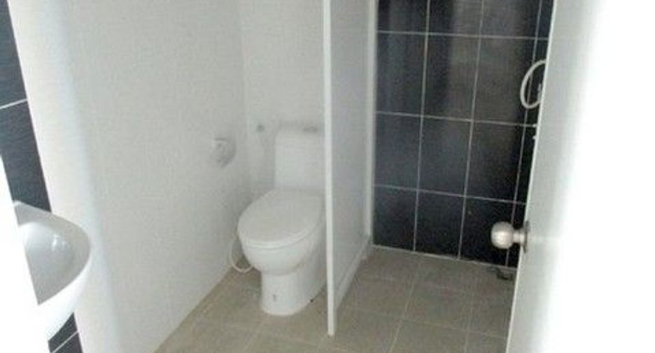 Продажа 1 кровать таунхаус в Саи Маи, Бангкок