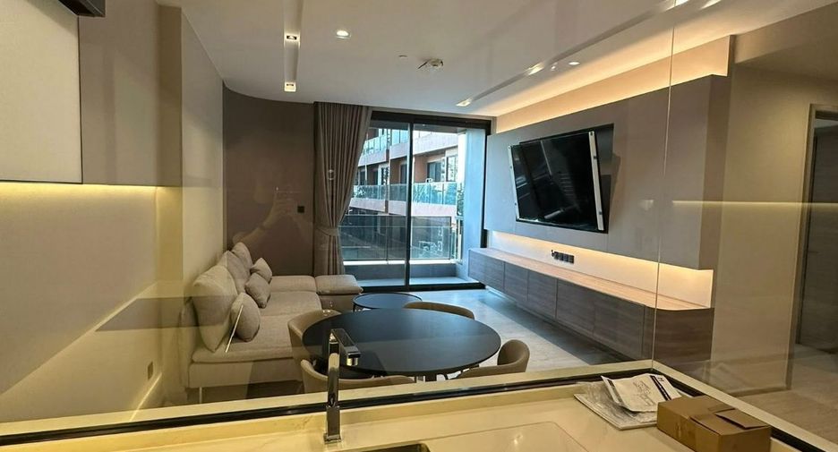 For rent 2 bedrooms condo in Khlong Toei, Bangkok