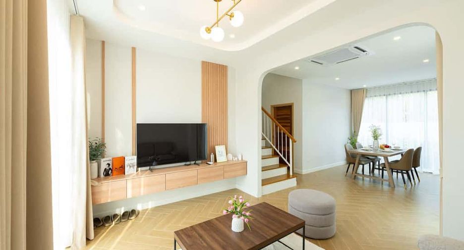 Casa en alquiler de 4 habitaciones en Hang Dong, Chiang Mai