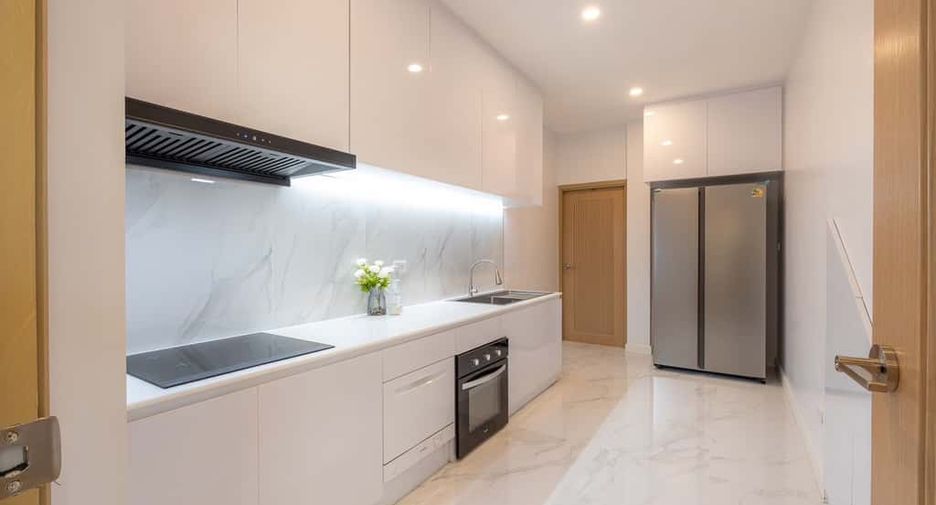Casa en alquiler de 4 habitaciones en Hang Dong, Chiang Mai