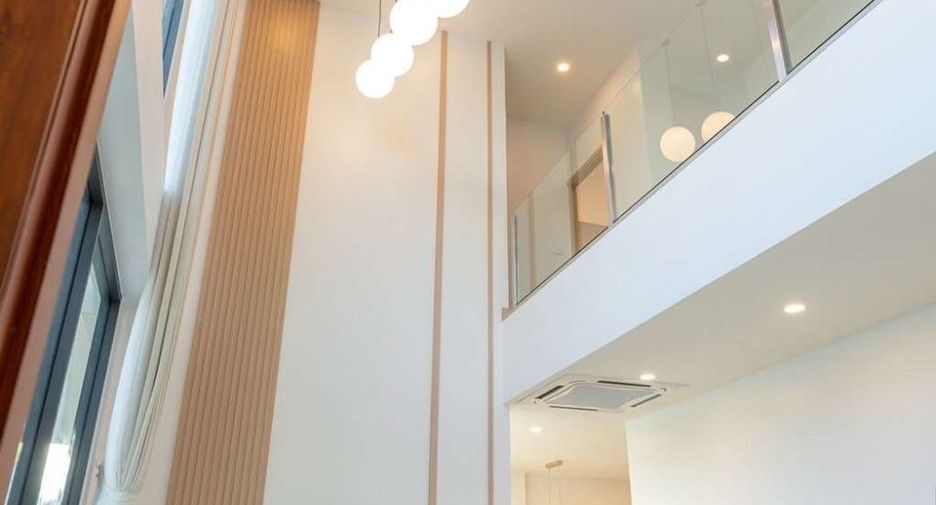 Casa en alquiler de 4 habitaciones en Hang Dong, Chiang Mai