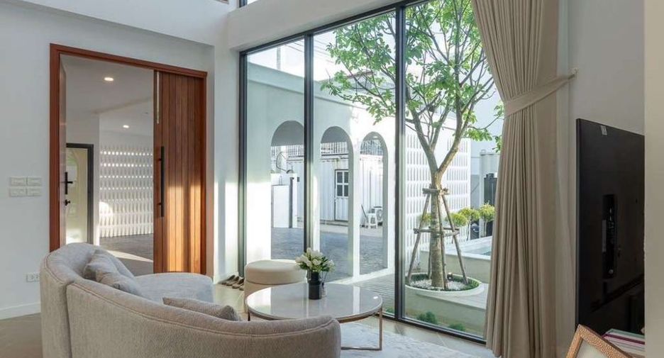 Casa en alquiler de 4 habitaciones en Hang Dong, Chiang Mai