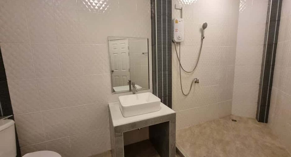 For rent and for sale 7 bedrooms house in Hang Dong, Chiang Mai