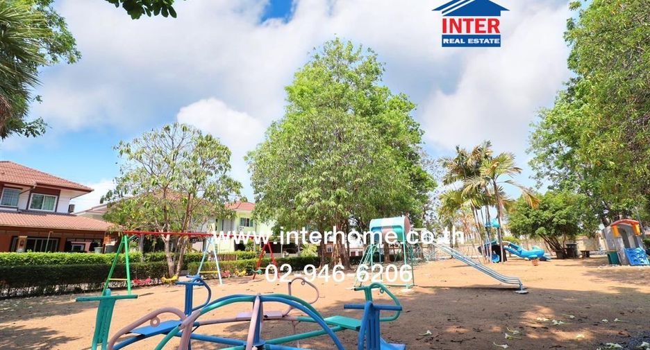 For sale 3 bedrooms townhouse in Thanyaburi, Pathum Thani