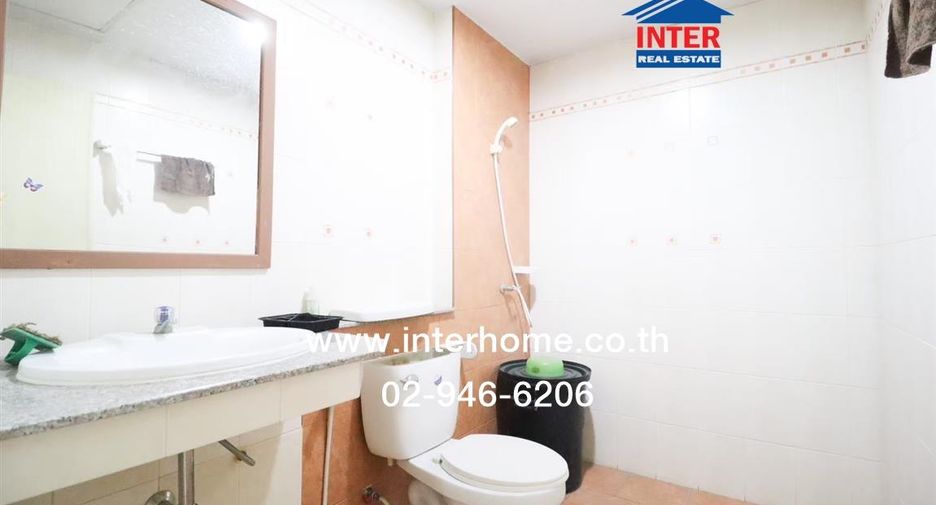 For sale 3 bedrooms townhouse in Thanyaburi, Pathum Thani