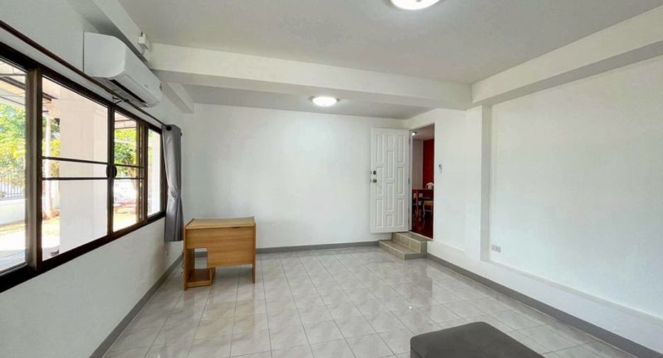 ให้เช่า 5 ห้องนอน บ้านเดี่ยว ใน เมืองเชียงใหม่, เชียงใหม่