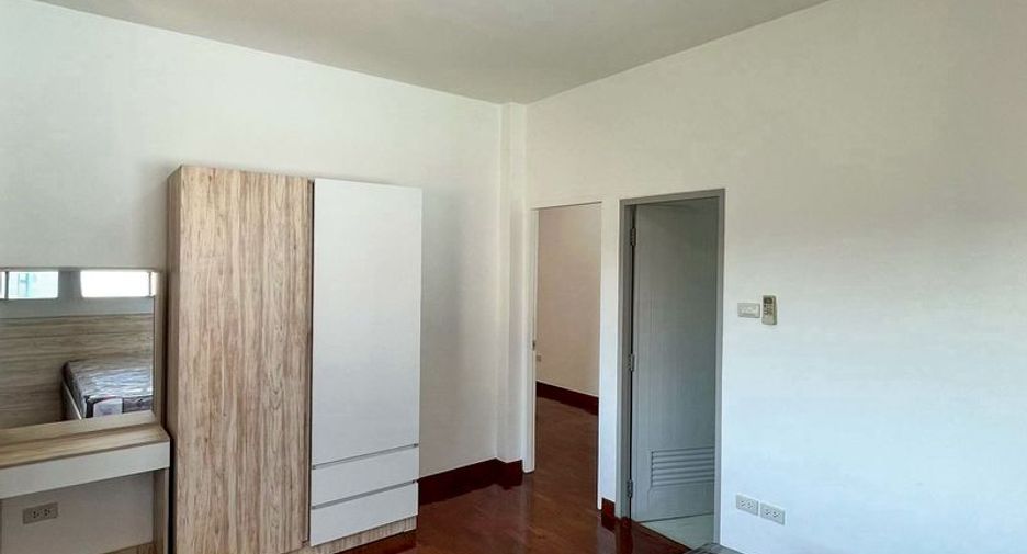 ให้เช่า 5 ห้องนอน บ้านเดี่ยว ใน เมืองเชียงใหม่, เชียงใหม่