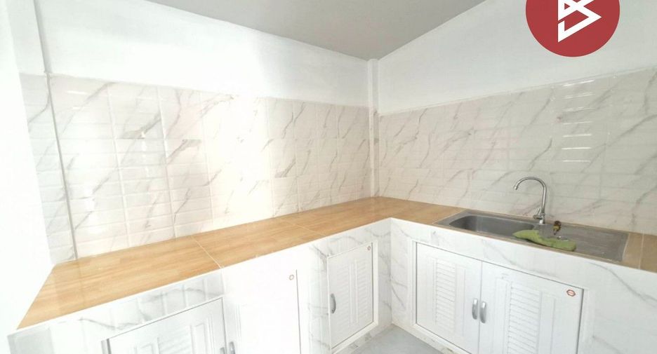 For sale 3 bedrooms townhouse in Phra Samut Chedi, Samut Prakan