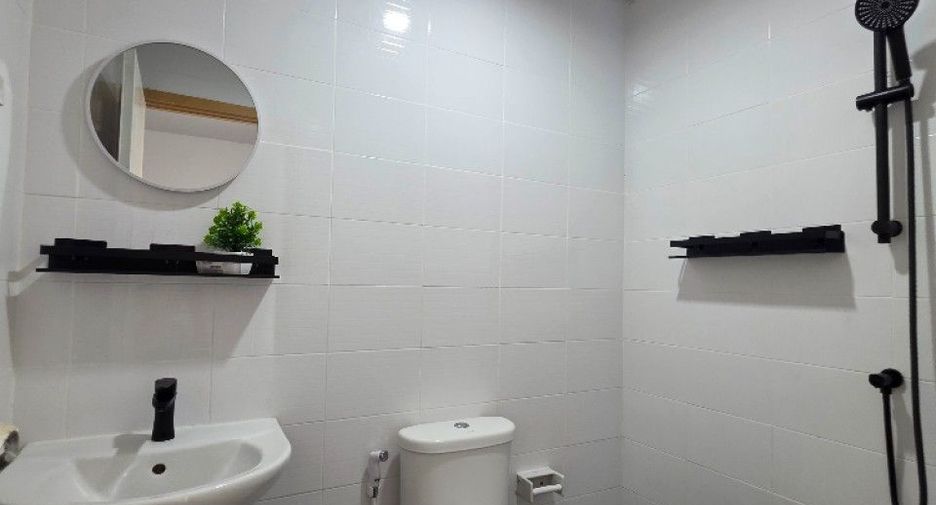 For sale 3 bedrooms townhouse in Phra Samut Chedi, Samut Prakan