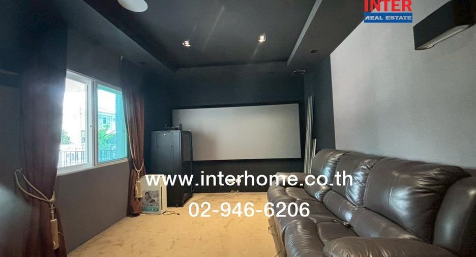 For sale 3 bedrooms house in Sai Mai, Bangkok