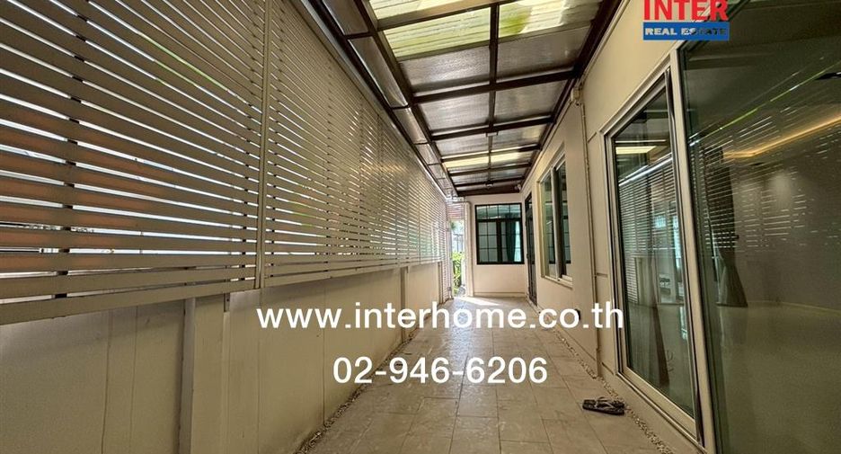 For sale 3 bedrooms house in Sai Mai, Bangkok