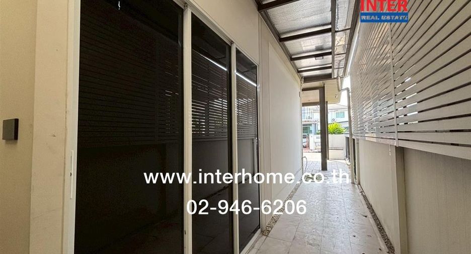 For sale 3 bedrooms house in Sai Mai, Bangkok