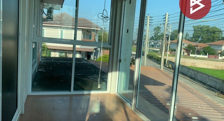 For sale 6 bedrooms house in Mueang Nakhon Sawan, Nakhon Sawan
