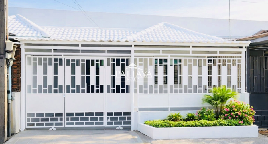 À vendre 2 chambres maison à Bang Lamung, Chonburi