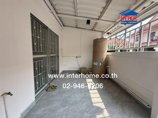 For sale 3 bedrooms townhouse in Khlong Luang, Pathum Thani
