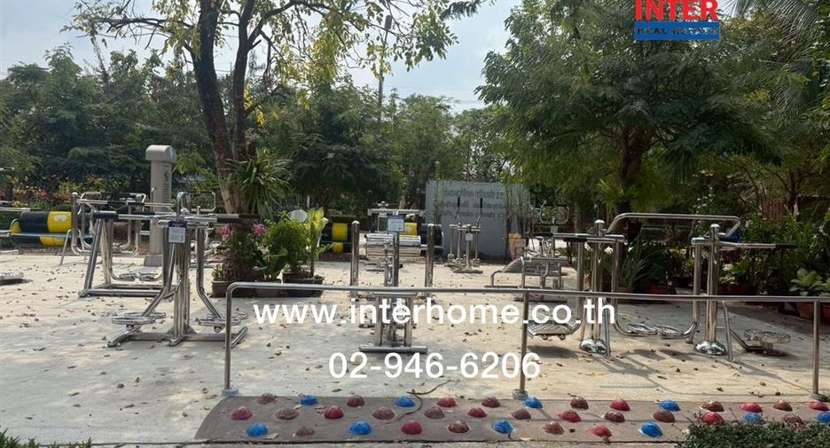 For sale 3 bedrooms townhouse in Khlong Luang, Pathum Thani