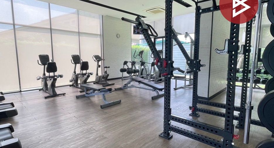 For sale 1 bed condo in Mueang Samut Prakan, Samut Prakan