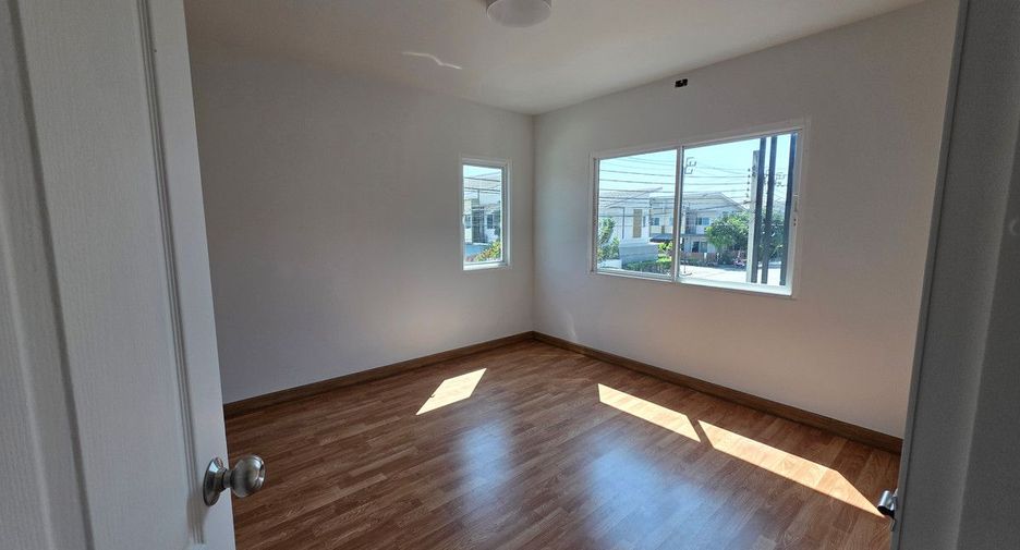For sale 3 bedrooms house in Bang Bua Thong, Nonthaburi
