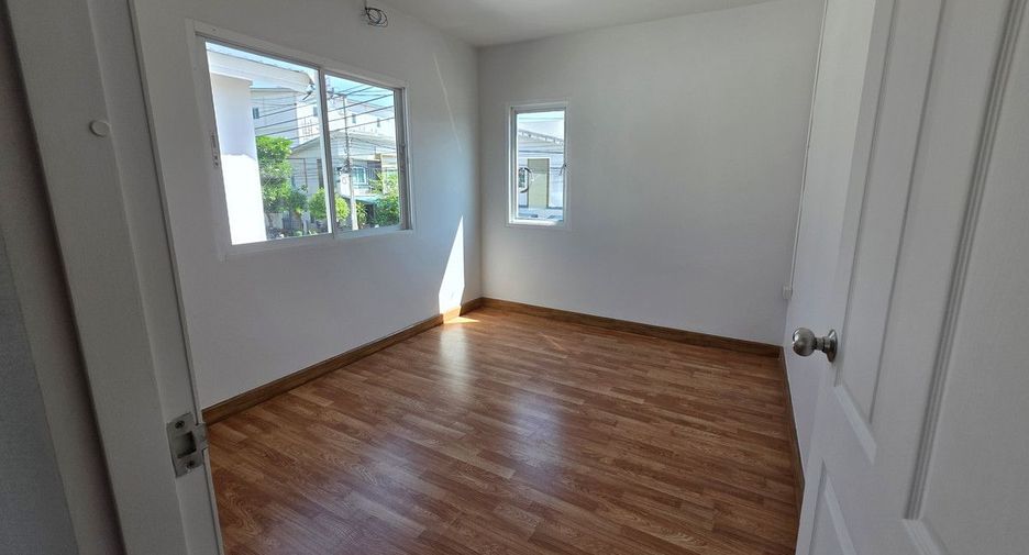 For sale 3 bedrooms house in Bang Bua Thong, Nonthaburi