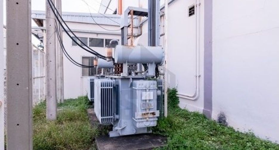 For rent 6 bedrooms warehouse in Si Racha, Chonburi