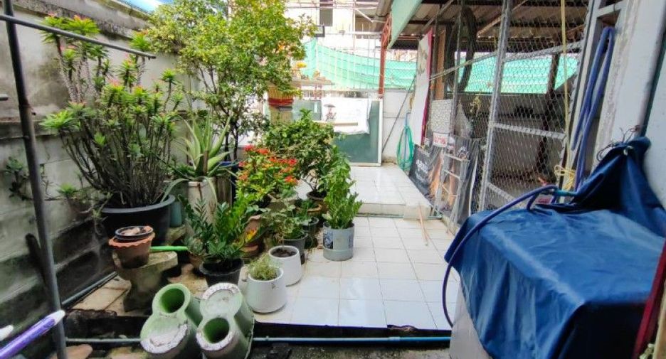For sale 6 ベッドルーム house in Nong Khaem, Bangkok